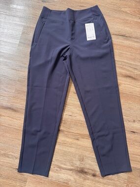 Athleta Endless High Rise Pants - Deep Navy - Size 10 - NWT